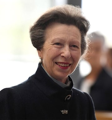 King Charles gives Princess Anne hairdresser a special honour after ...