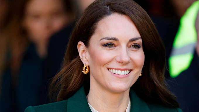 Princess Kate smiles for crowds at Leeds engagement