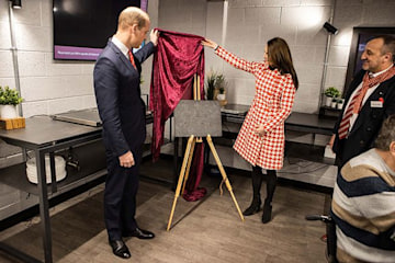 TrivDaily - Prince William and Princess Kate prepare to reignite friendly rivalry for latest outing 55 Prince William and Kate Middleton unveil a plaque