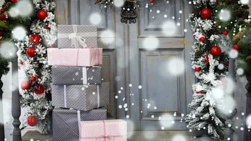 The best Christmas garlands to add that festive magic to any interiors