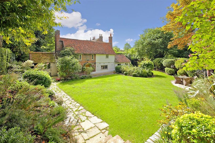 Zoopla reveals the mostviewed properties in Britain in October HELLO!