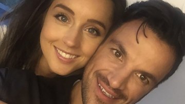 peter-andre-and-emily-in-cornwall