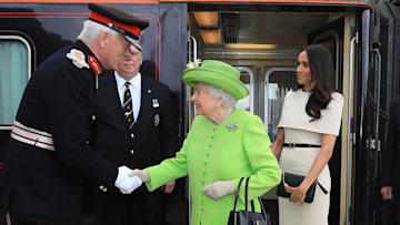 the-queen-meghan-markle-royal-train