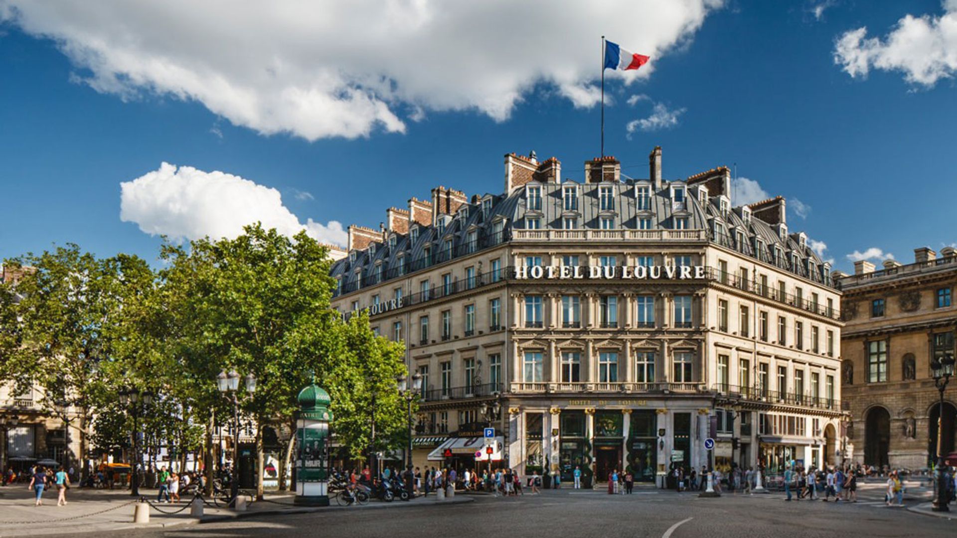 Paris Hotel Review Inside The Charming 5 Star Hotel Du Louvre Hello