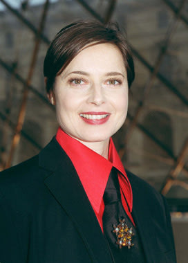 ISABELLA ROSSELLINI LANDS NEW MODELLING CONTRACT AT 50 | HELLO!