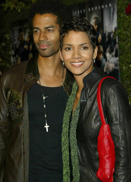 Halle Berry splits from husband Eric | HELLO!